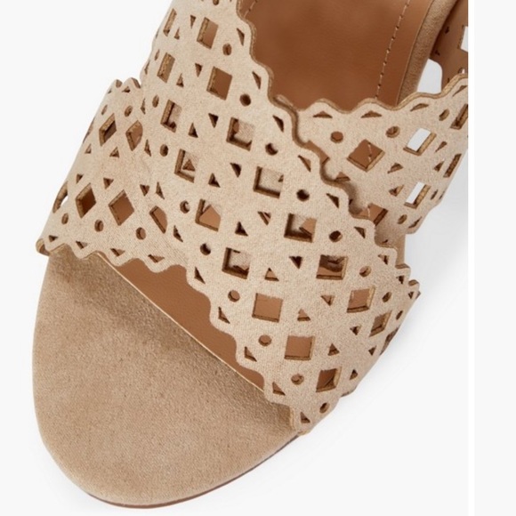 NWT Laser-Cut Mule Heeled Sandal - Picture 5 of 8